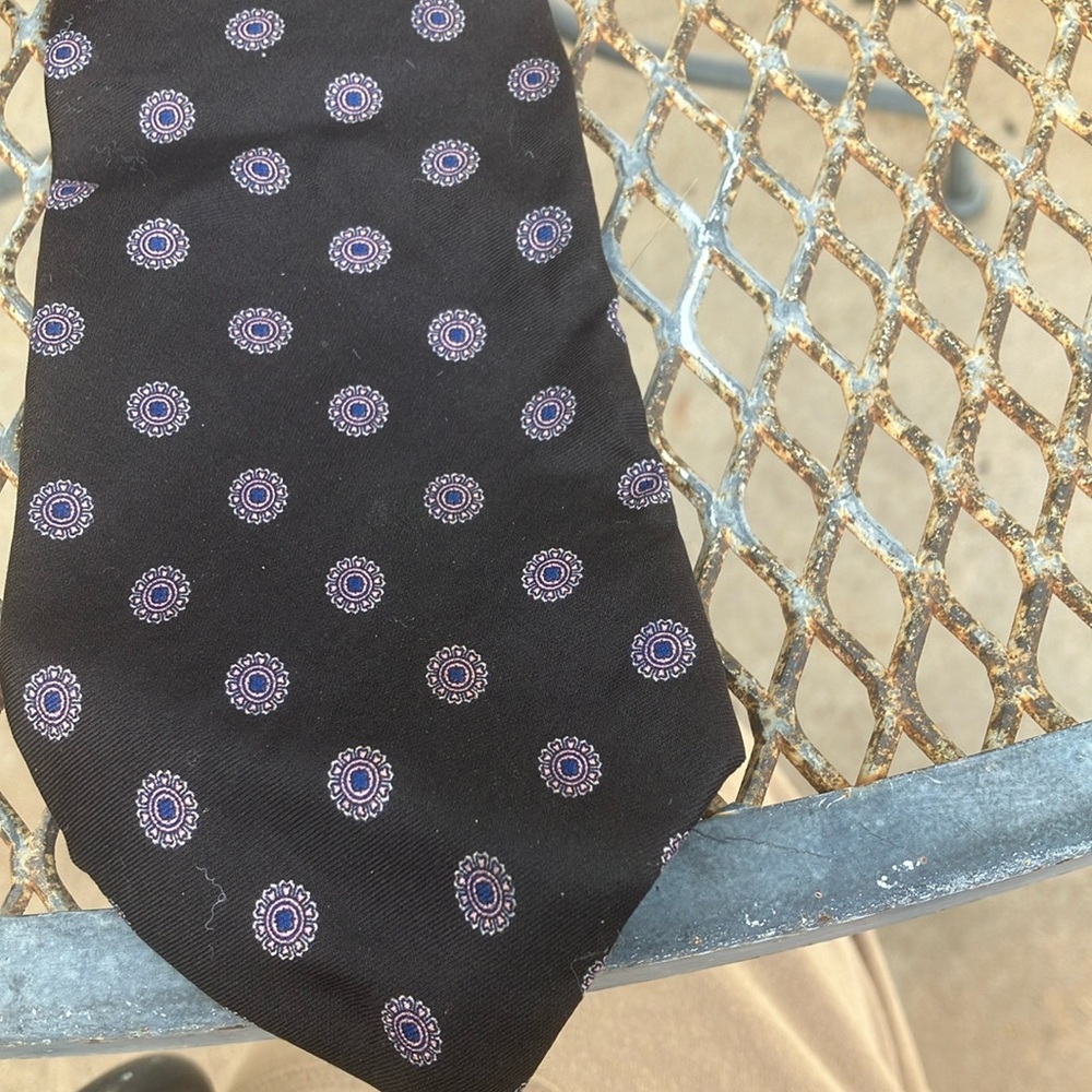 FINAL MARKDOWN Windsor shirt company men’s tie